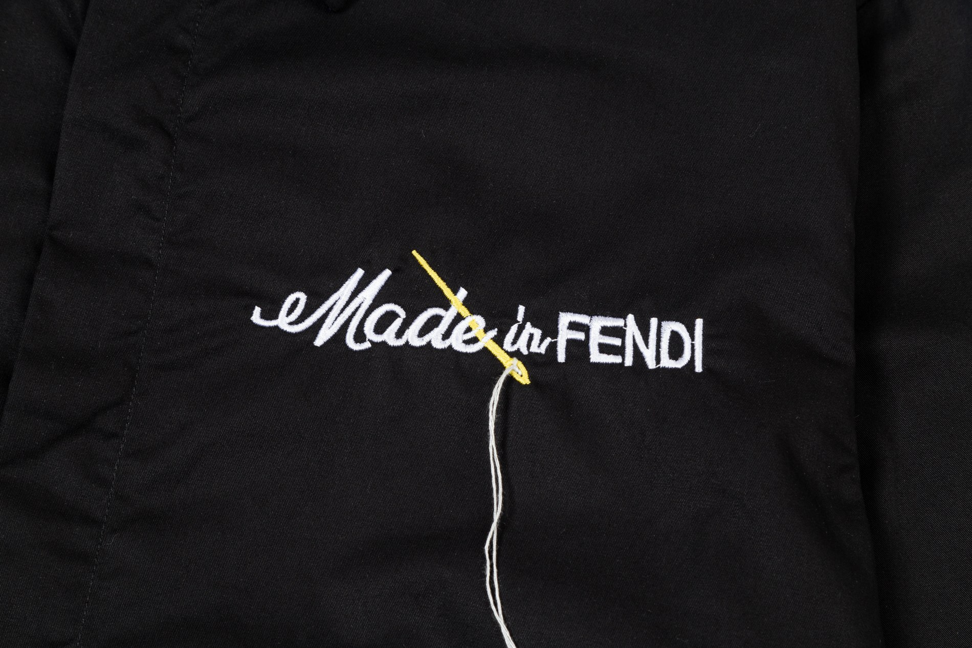 【FENDI 公式旗艦店】フェンディ  シャツ  ご好評に付き再入荷 240716