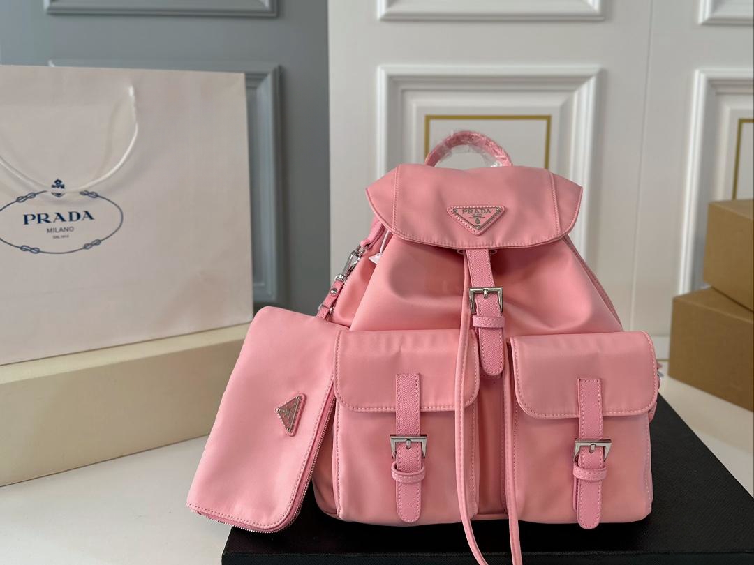 【PRADA  公式 旗艦店】プラダ   リュックサック当日出荷 好評に付き再入荷！30*33CM  240719