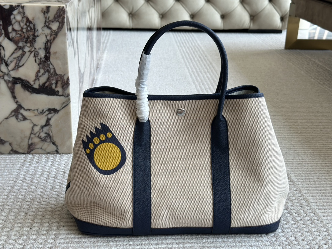 【Hermès 公式旗艦店】エルメス ハンドバッグ 当日出荷 好評に付き再入荷！36*25CM  240724