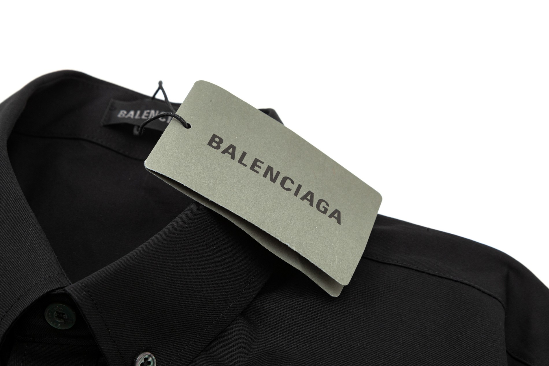 【BALENCIAGA 公式旗艦店】バレンシアガ  シャツ  ご好評に付き再入荷 240715