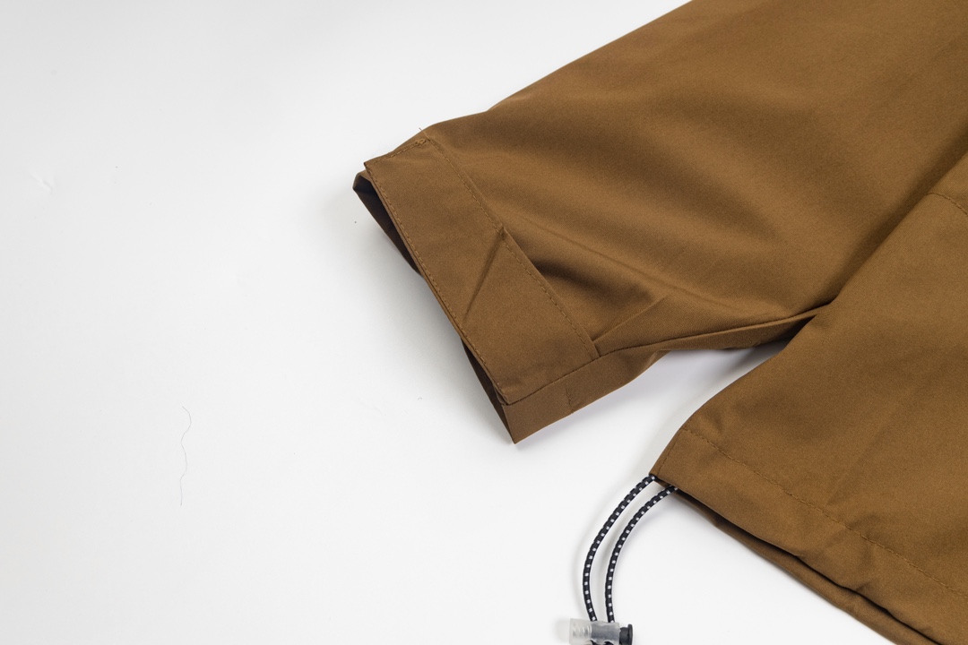 【BURBERRY】バーバリー   ジャケット着 男女兼用 ご好評に付き再入荷！240920