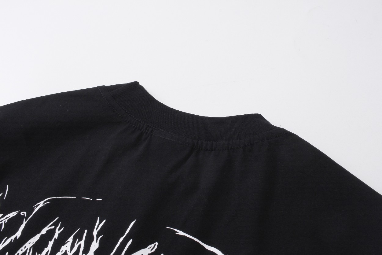 【BALENCIAGA 公式旗艦店】バレンシアガ  丸首の衛衣 スウェットご好評に付き再入荷 240829