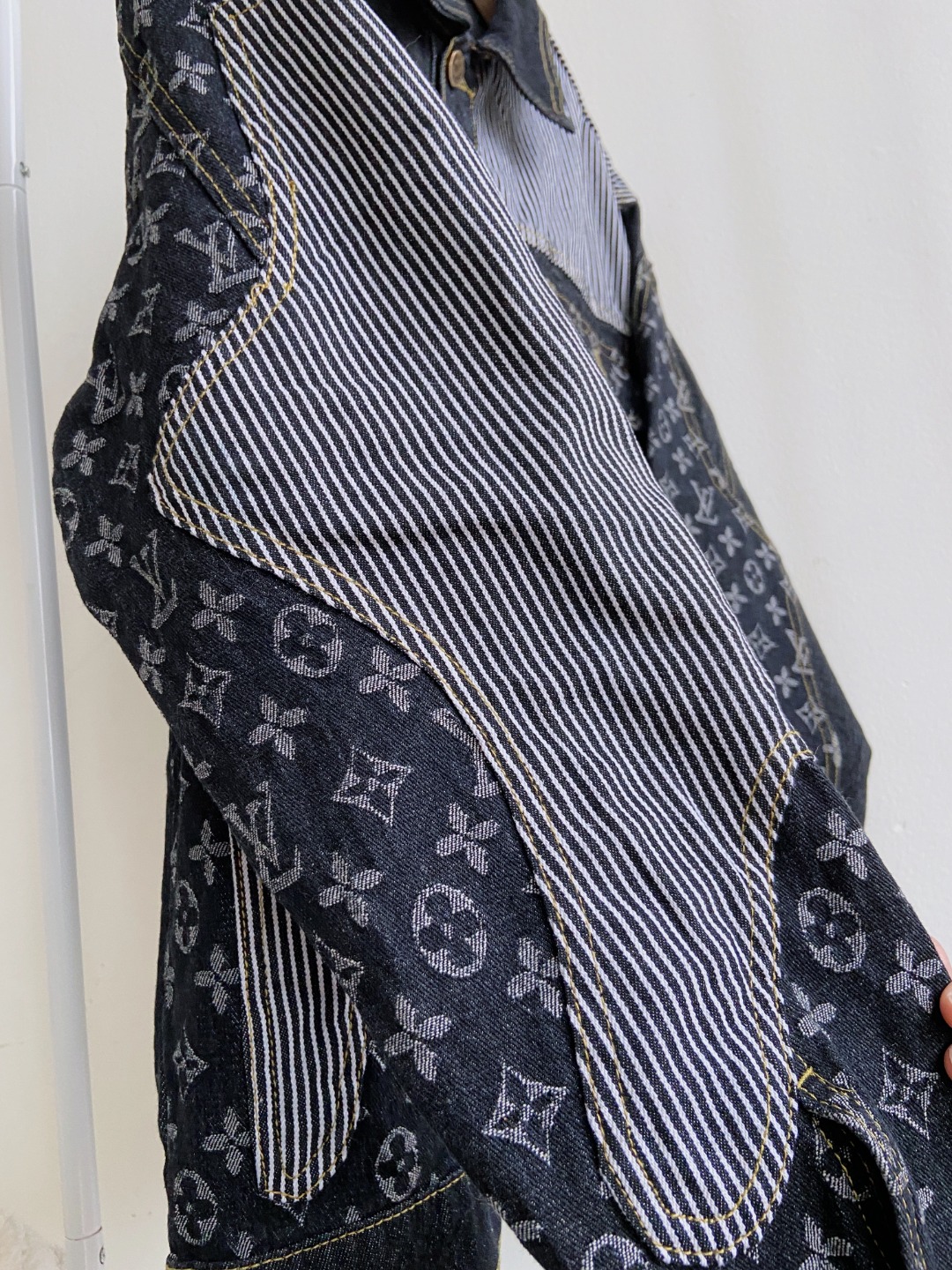 【LOUIS VUITTON】ルイヴィトン   ジャケット着 男女兼用 ご好評に付き再入荷！240921