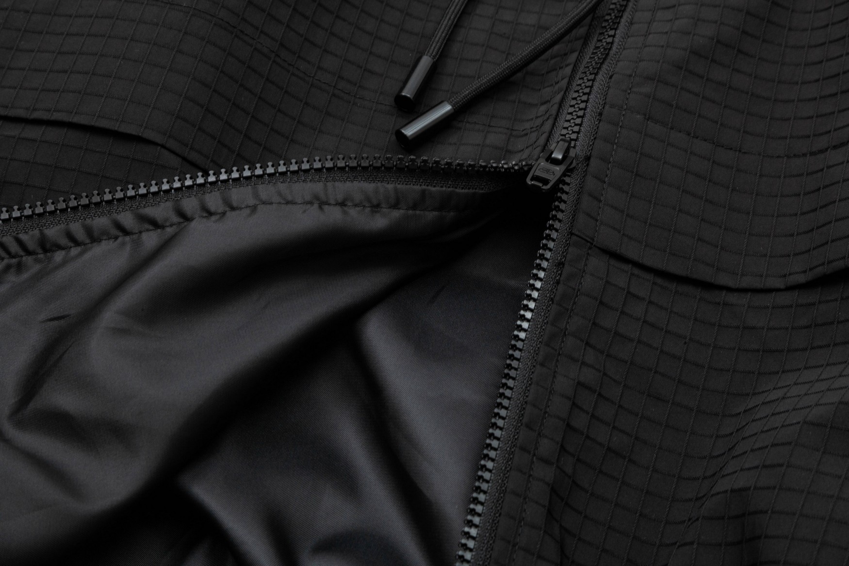 【GUCCI】グッチ ジャケット着  ご好評に付き再入荷！240921