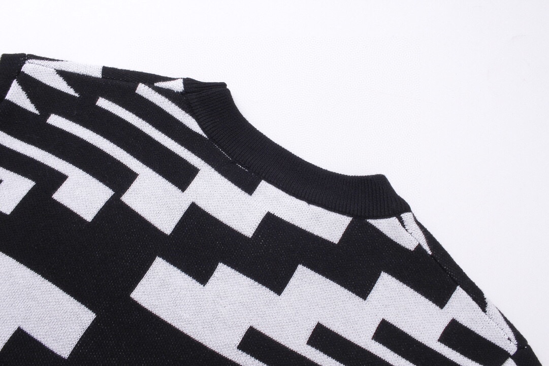 【LOUIS VUITTON 公式旗艦店】ルイヴィトン  セーター好評に付き再入荷！ 240927