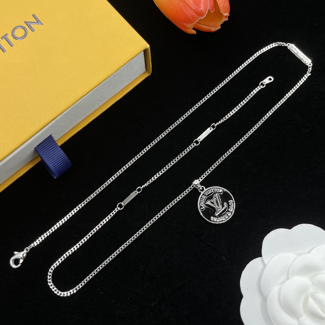 【LOUIS VUITTON】ネックレス、新しいネックレス万能シンプルファッションオーナメント241015