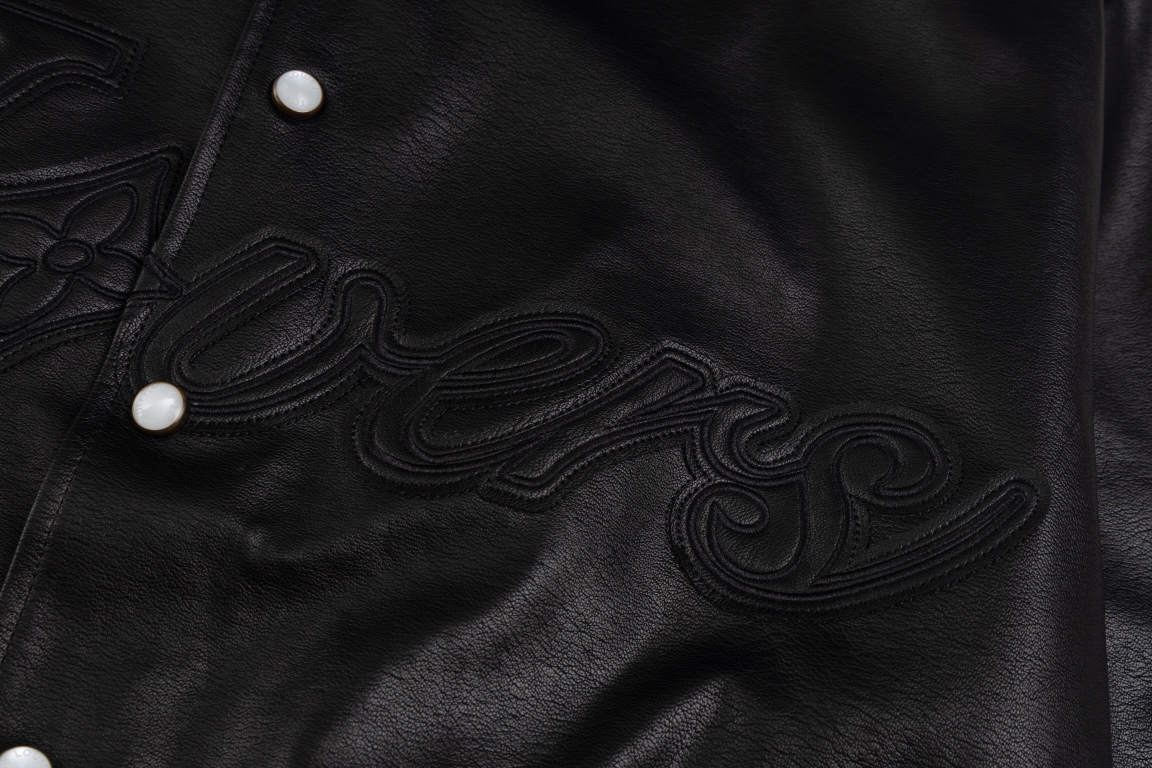 【LOUIS VUITTON  公式旗艦店】ルイヴィトン  ジャケット着 好評に付き再入荷！