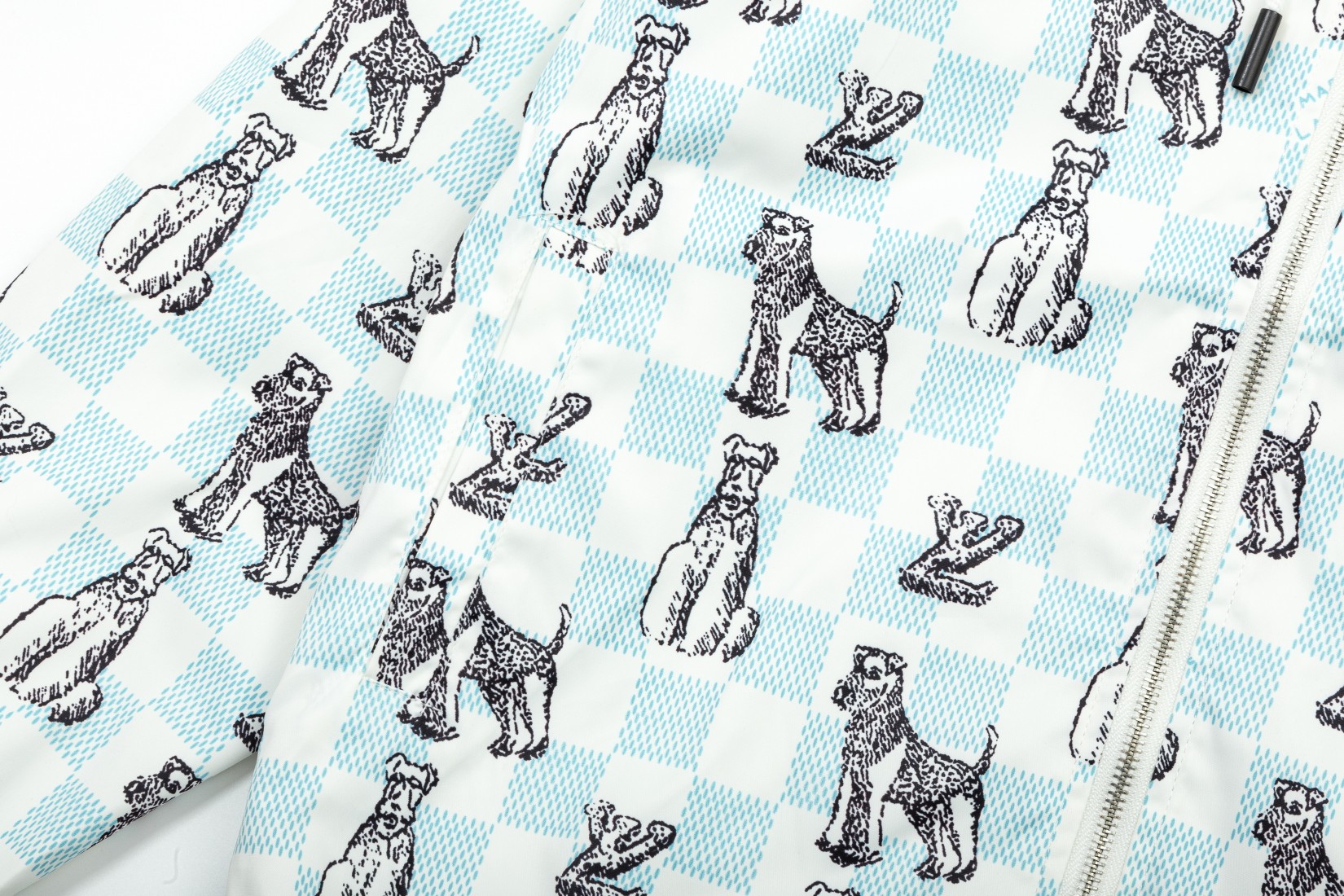 【LOUIS VUITTON 公式旗艦店】ルイヴィトン  ジャケット着 ご好評に付き再入荷！241021