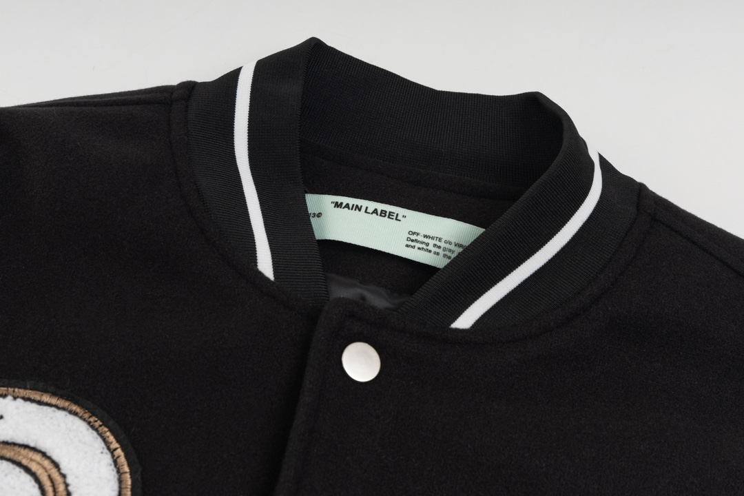 【OFF-WHITE  公式旗艦店】オフホワイト  野球着  ジャケット着ご好評に付き再入荷！241023
