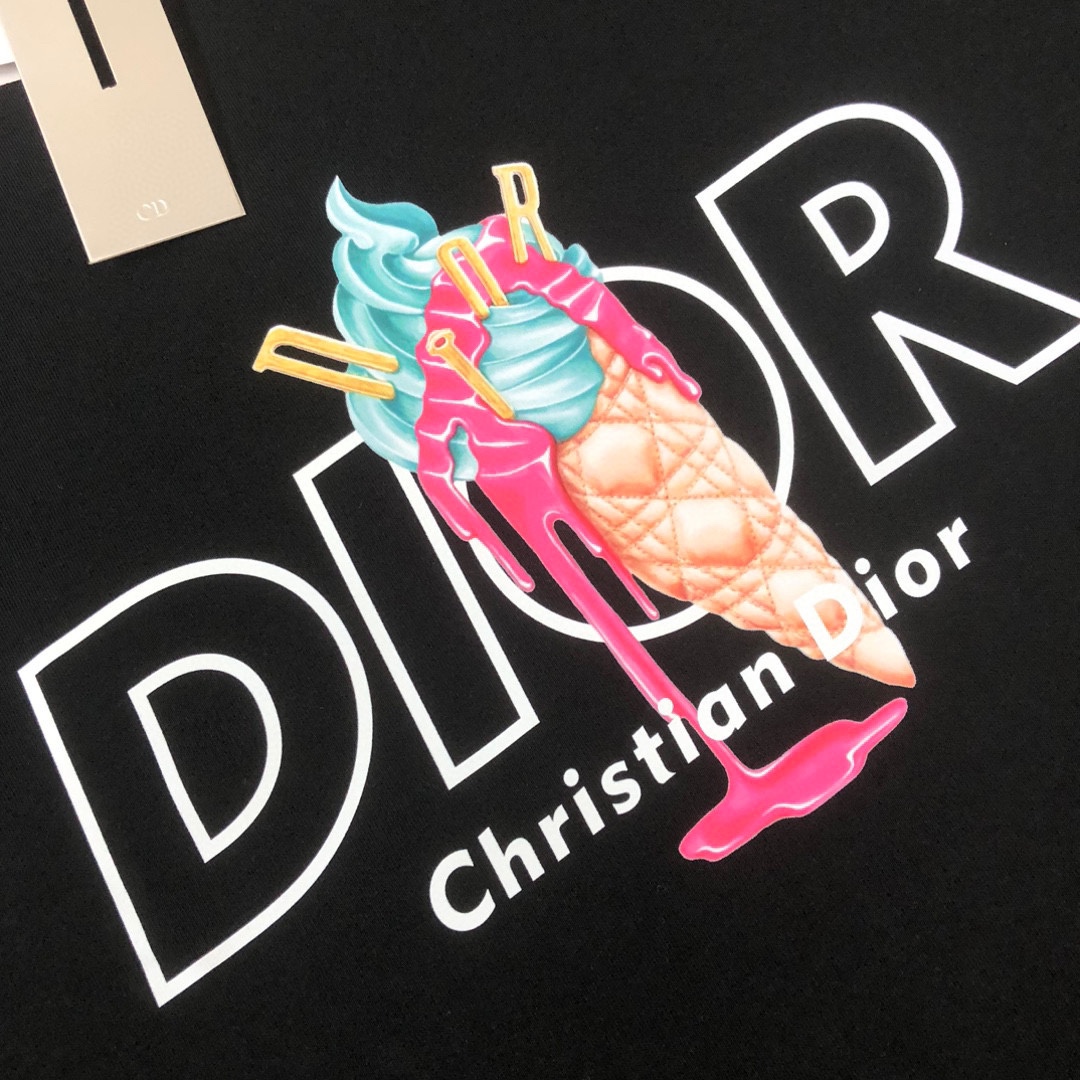 【DIOR 公式旗艦店】ディオール  丸首の衛衣 スウェットご好評に付き再入荷 241025