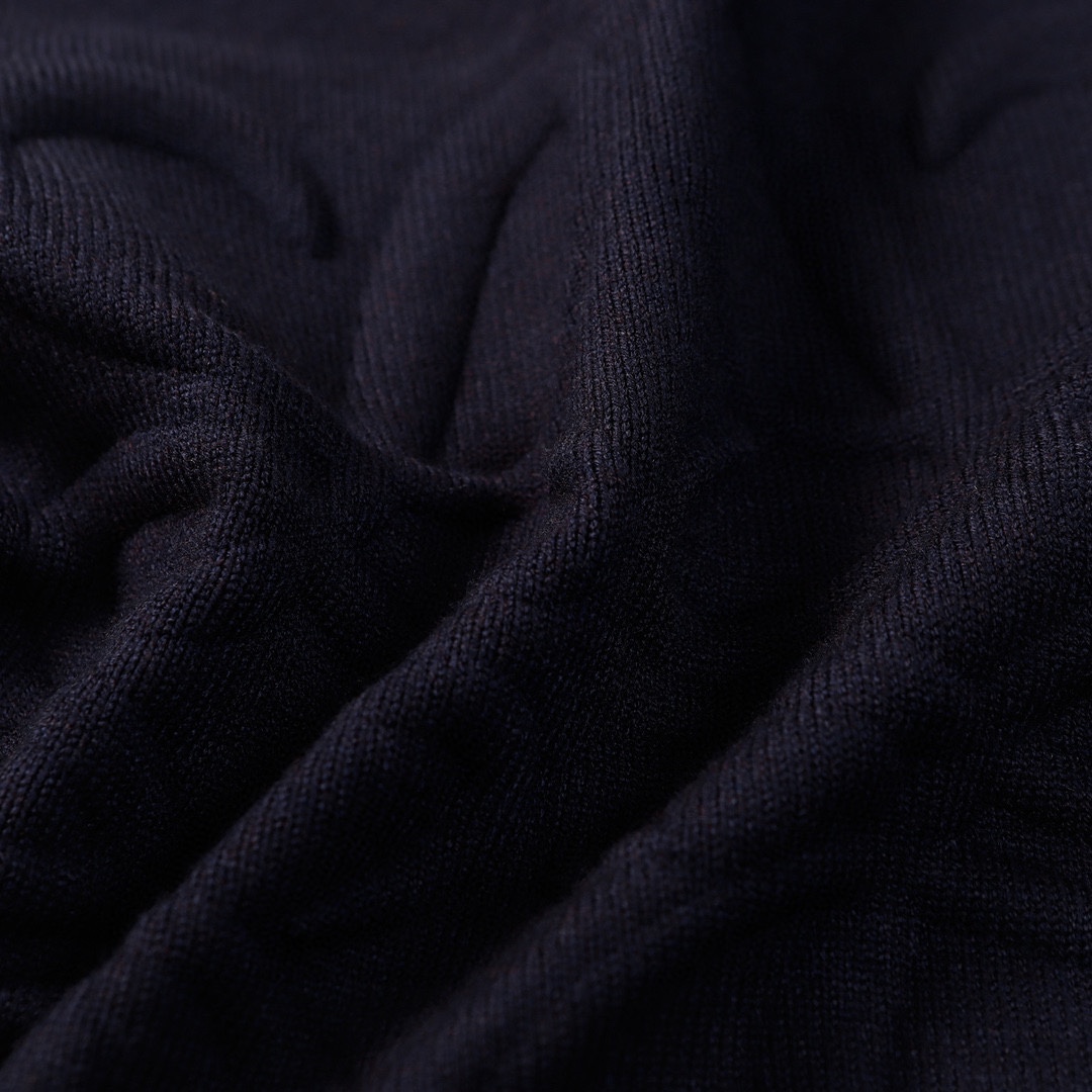 【LOEWE  公式旗艦店】ロエベ セーター好評に付き再入荷！ 241031