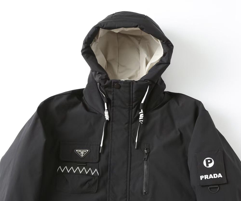 【PRADA  公式旗艦店】プラダ  ダウンジャケット 好評に付き再入荷！ 271102