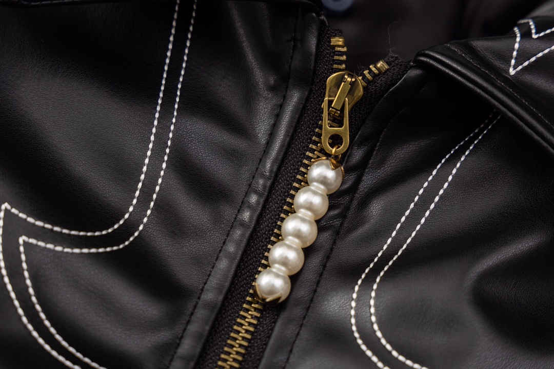 【LOUIS VUITTON  公式旗艦店】ルイヴィトン  ジャケット着ご好評に付き再入荷！241111