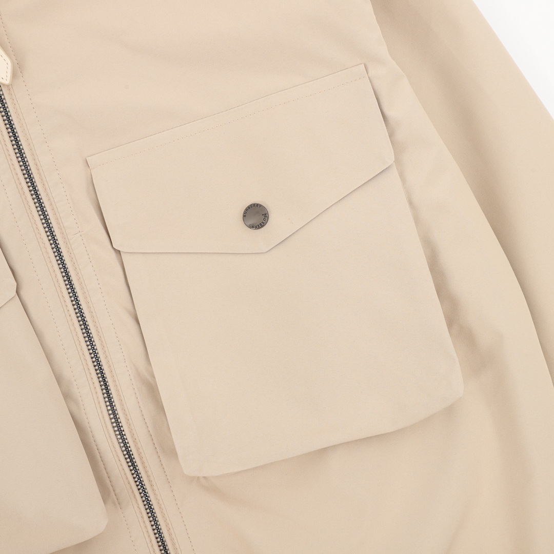 【BURBERRY  公式旗艦店】バーバリー   ジャケット着 好評に付き再入荷！241112