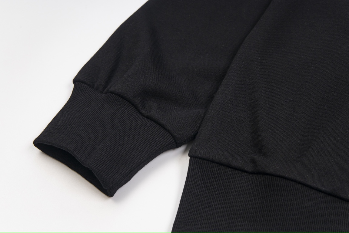 【PRADA 公式旗艦店】プラダ  開襟衛衣  スウェットご好評に付き再入荷    241113