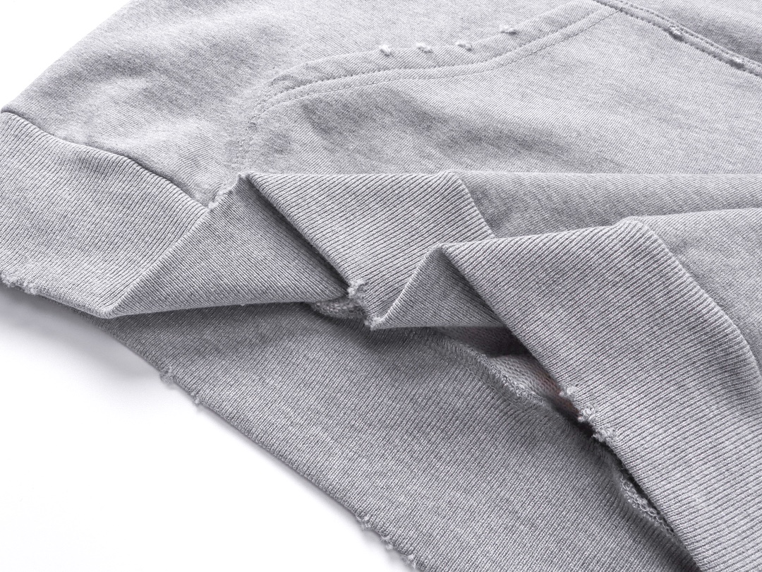 【BALENCIAGA 公式旗艦店】バレンシアガ パーカー スウェット ご好評に付き再入荷   241114