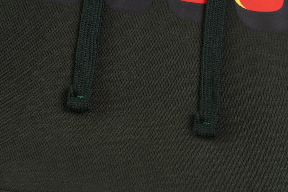 【GUCCI  公式旗艦店】グッチ  パーカー  スウェット ご好評に付き再入荷！241120