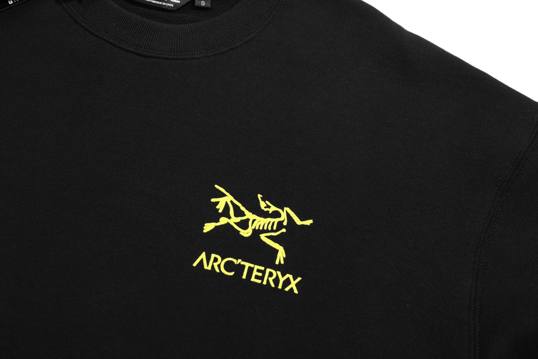 【ARCTERYX 公式旗艦店】アークテリクス  丸首の衛衣  スウェット ご好評に付き再入荷！241121