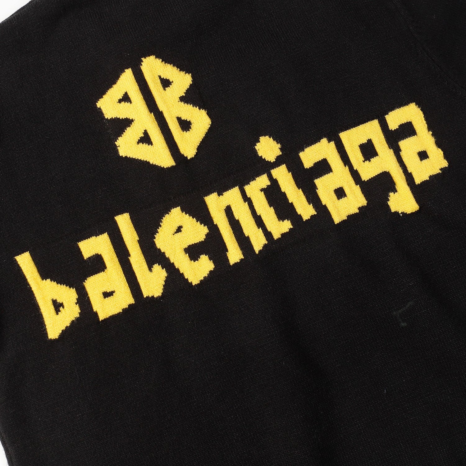 【BALENCIAGA 公式旗艦店】バレンシアガ  セーター好評に付き再入荷！ 241123