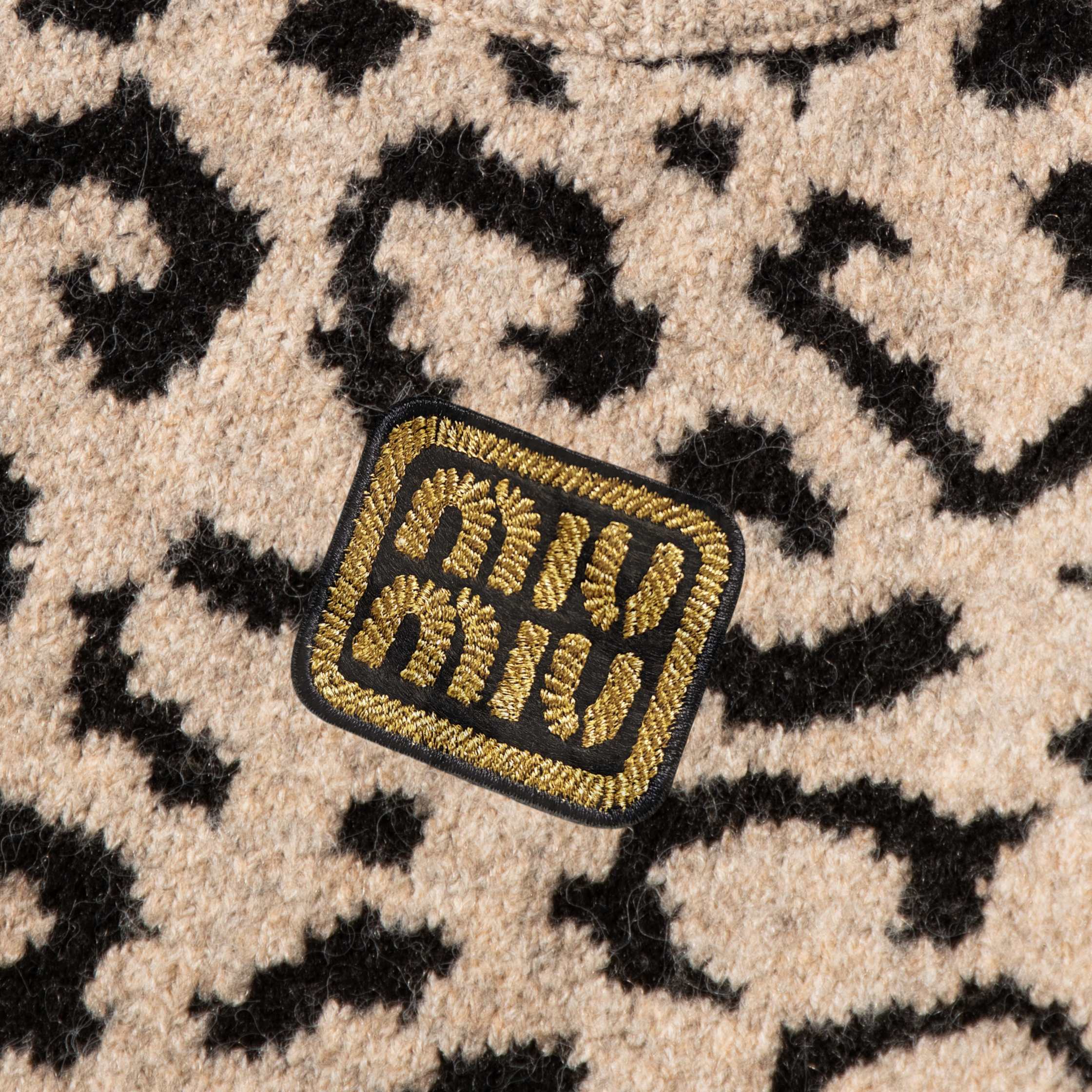 【Miumiu 公式旗艦店】ミュウミュウ  セーター好評に付き再入荷！ 241123