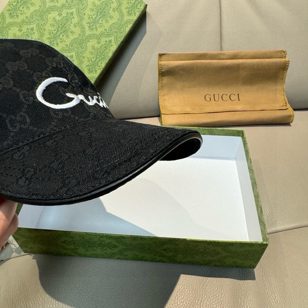 【GUCCI  クッチ 】【数量限定】 野球帽 / ハット  241126