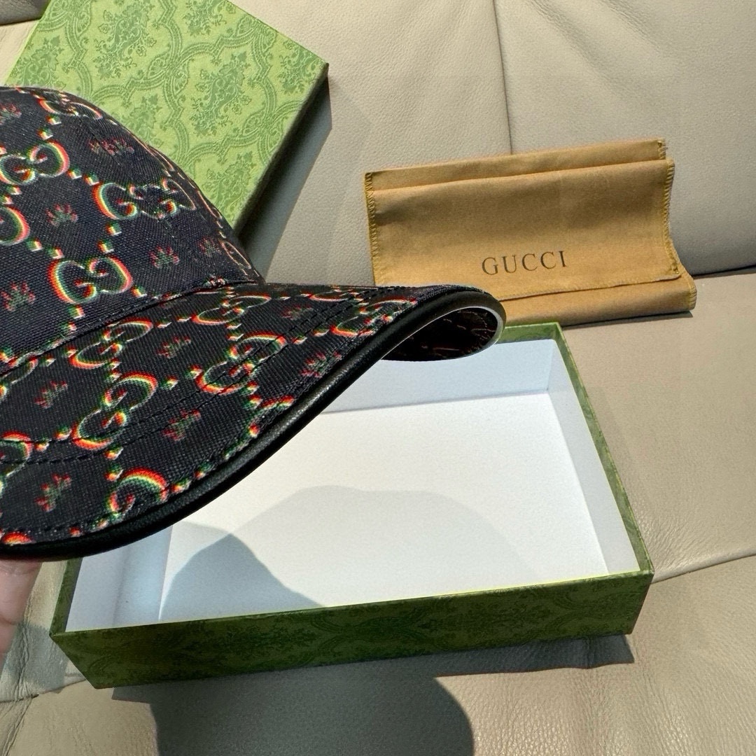 【GUCCI  クッチ 】【数量限定】 野球帽 / ハット  241126