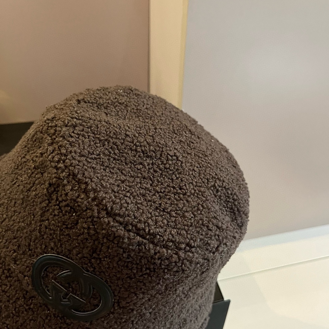 GUCCI(グッチ)フィッシャーマンズハット  241126