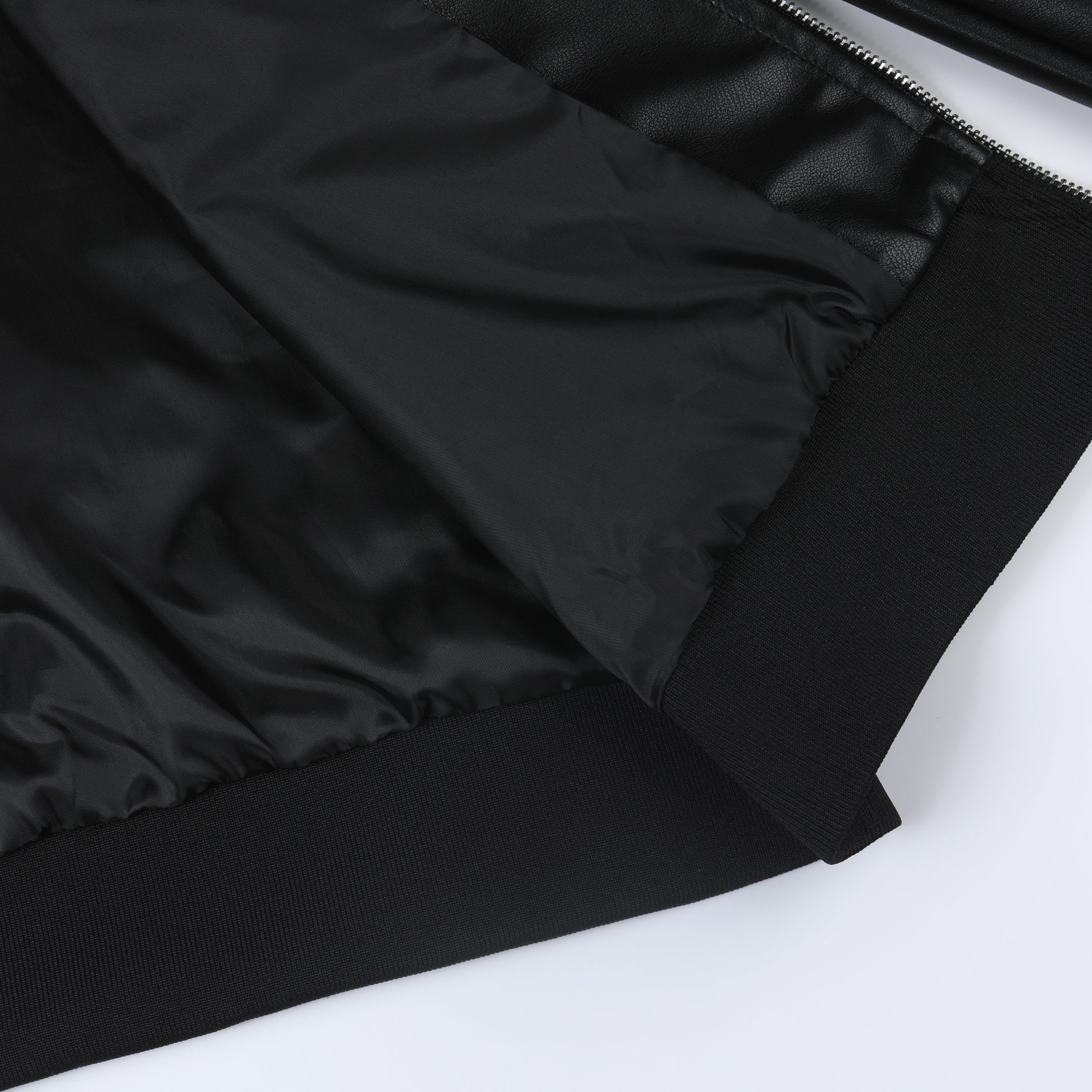 【CELINE 公式旗艦店】セリーヌ  ジャケット着好評に付き再入荷！