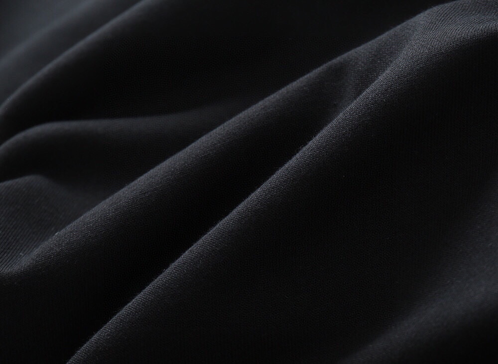 【GIVENCHY 公式旗艦店】ジバンシー  丸首の衛衣 ご好評に付き再入荷！