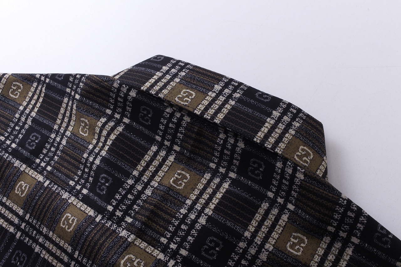 【GUCCI 公式旗艦店】クッチ シャツ ご好評に付き再入荷！