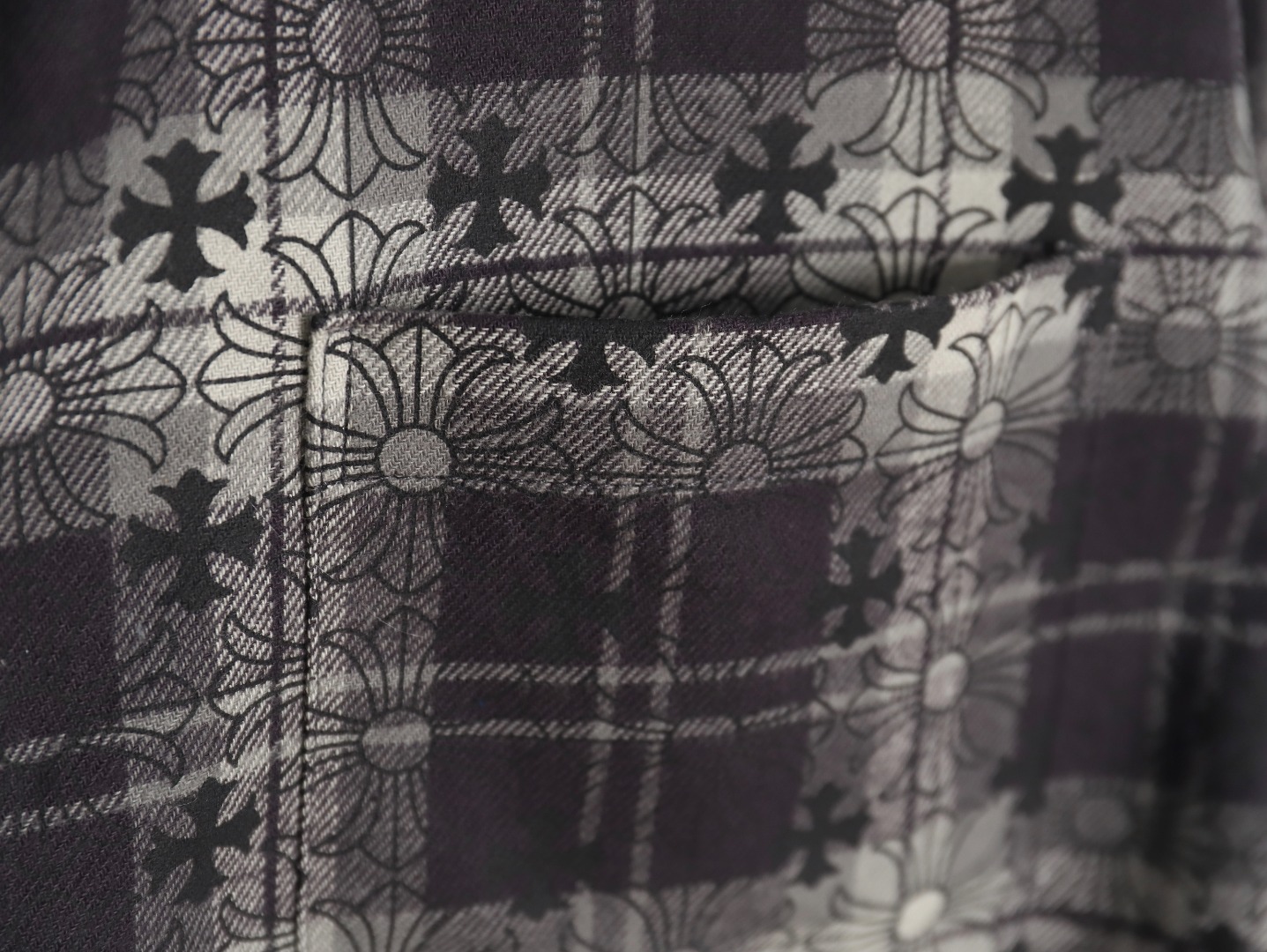 【CHROME HEARTS公式旗艦店】クロムハーツ  シャツ  ご好評に付き再入荷！