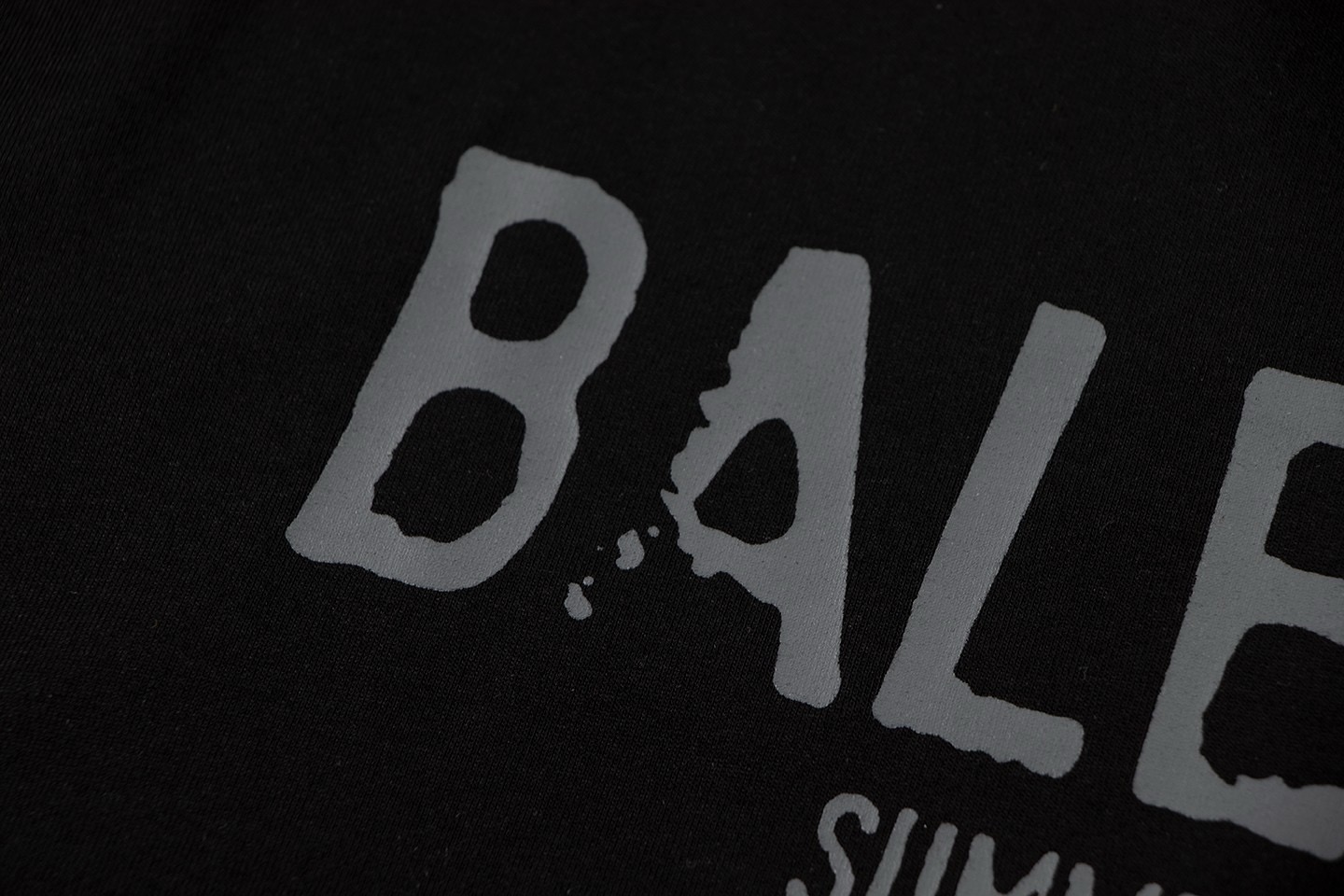 【BALENCIAGA  公式旗艦店】バレンシアガ  Tシャツ ご好評に付き再入荷 240731