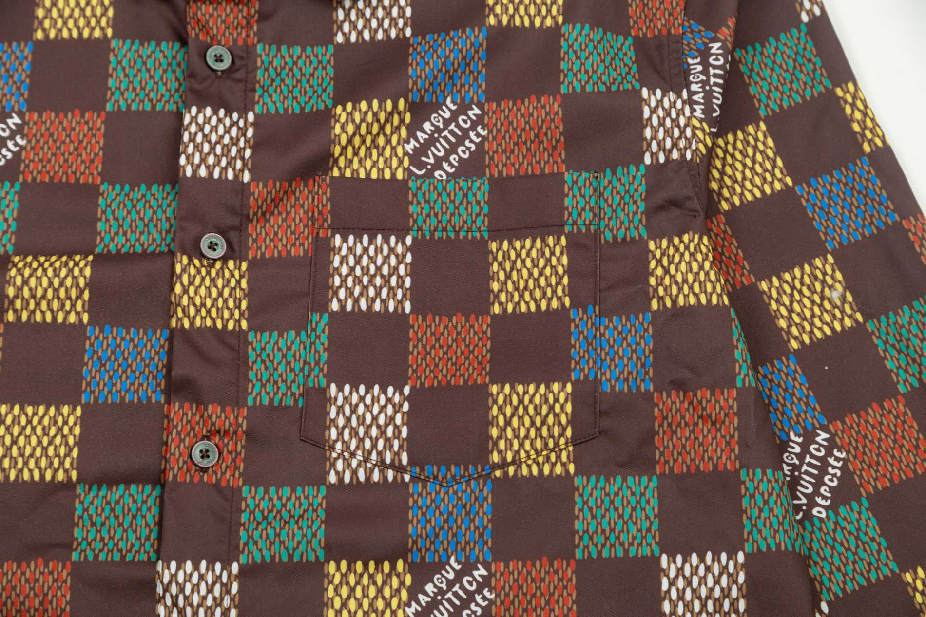 【LOUIS VUITTON 公式旗艦店】ルイヴィトン  シャツ  ご好評に付き再入荷 240803