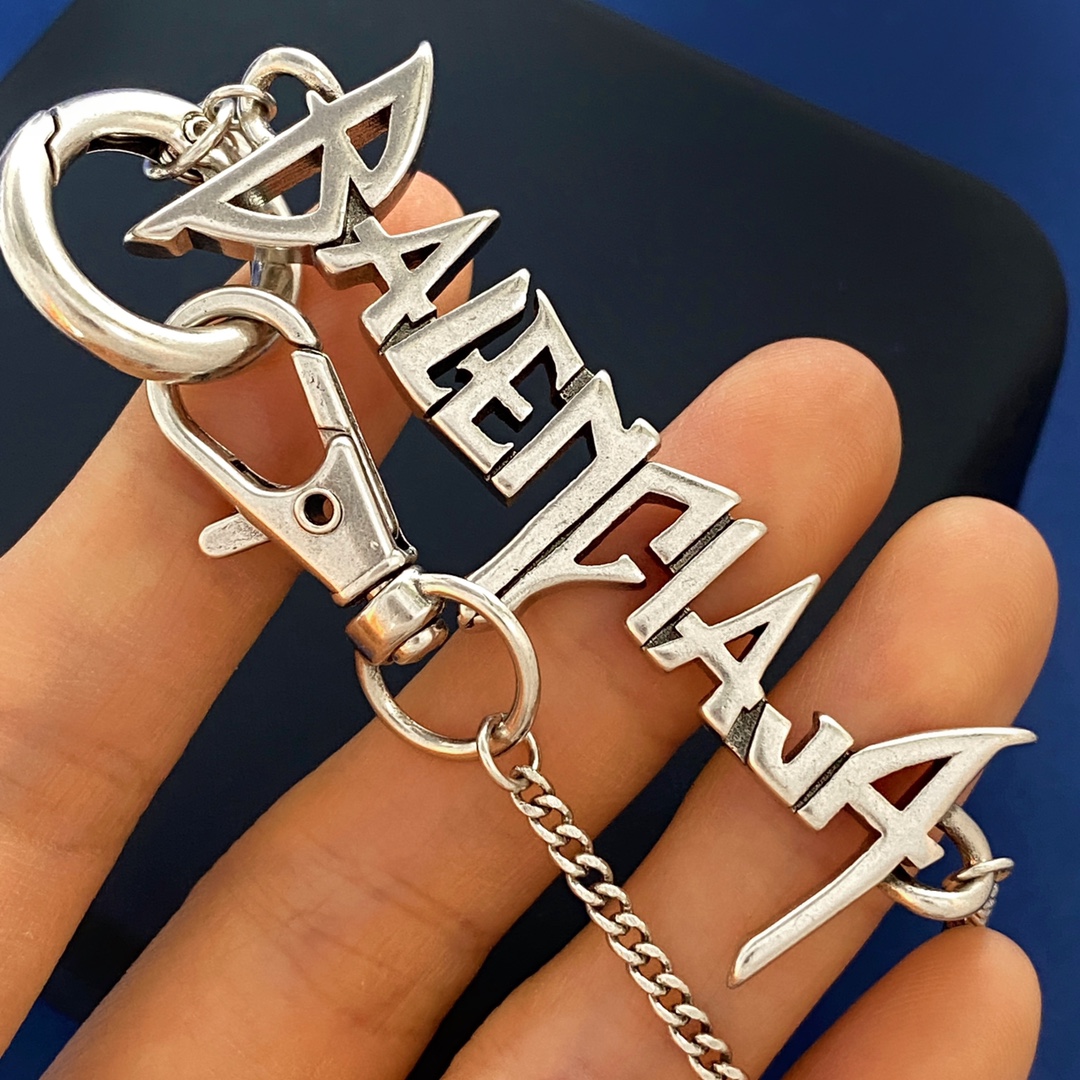 【BALENCIAGA】ネックレス、新しいネックレス万能シンプルファッションオーナメント  240814