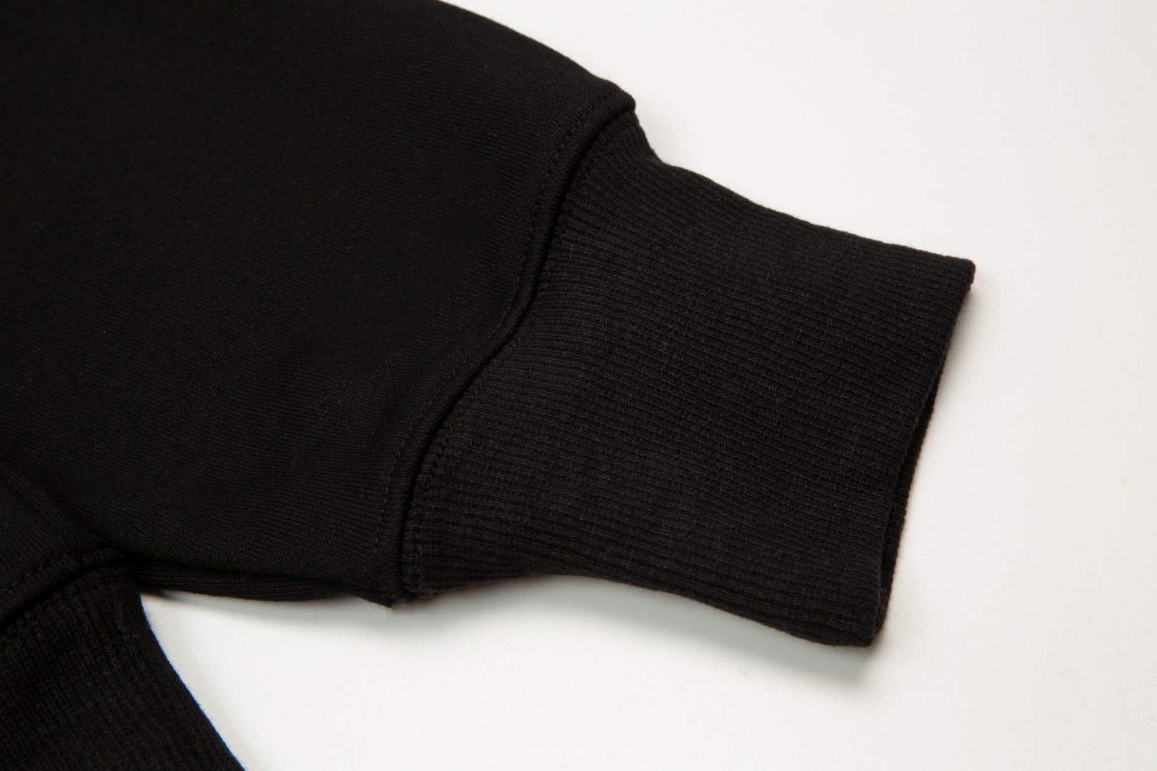 【EVISU 公式旗艦店】エヴィス 丸首の衛衣 スウェット ご好評に付き再入荷 240816