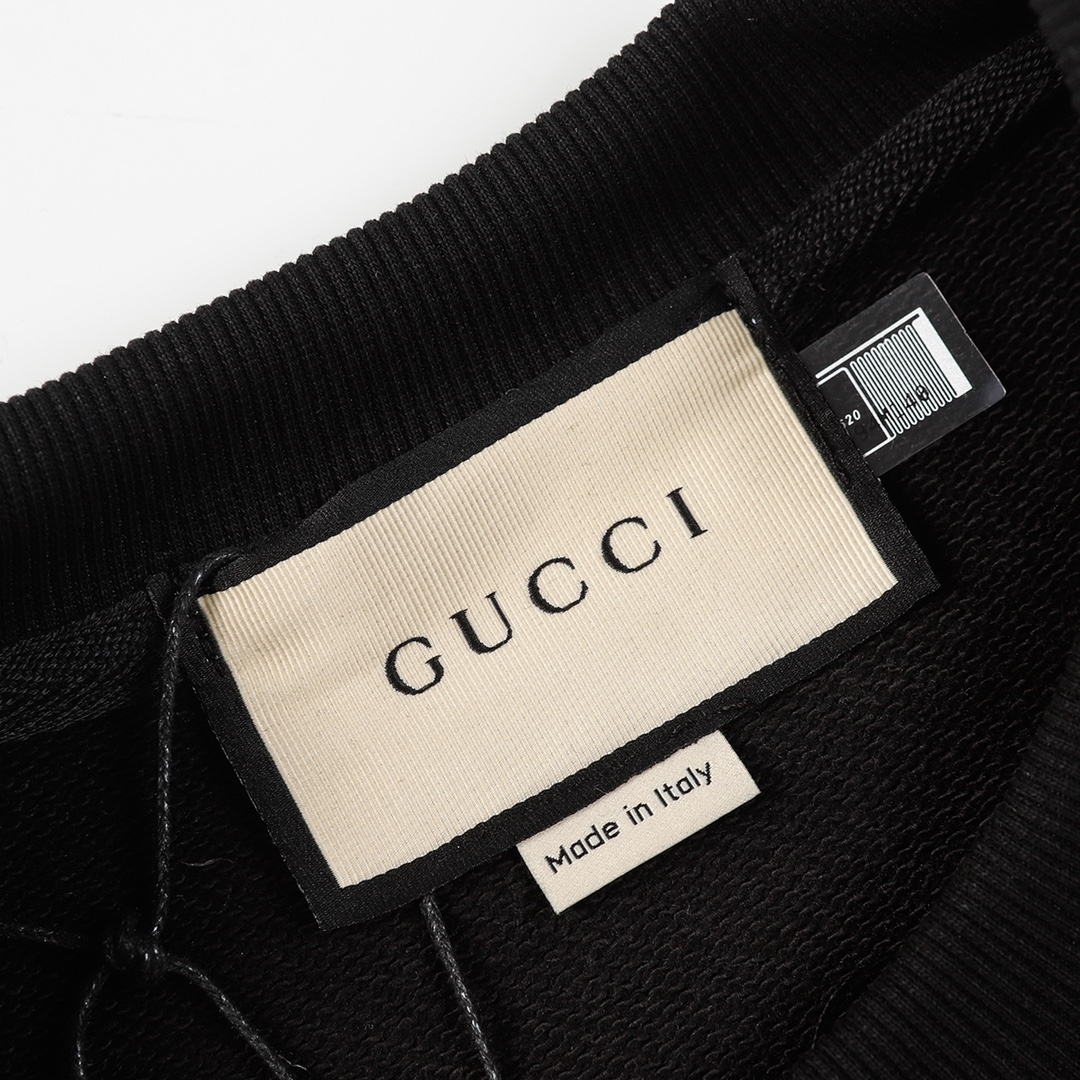 【GUCCI  公式旗艦店】グッチ  丸首の衛衣 スウェットご好評に付き再入荷 240816