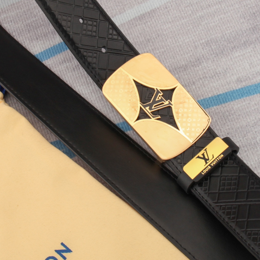 LV【LOUIS VUITTON】(ルイヴィトン) 3.8cmベルト メンズ  240903