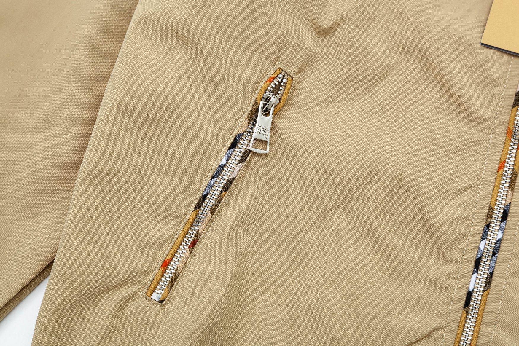 【BURBERRY】バーバリー   ジャケット着 男女兼用 ご好評に付き再入荷！240920