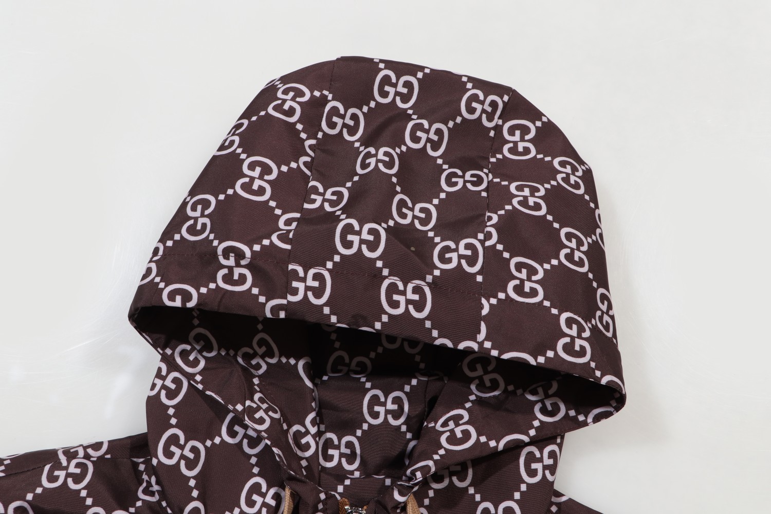 【GUCCI】グッチ ジャケット着  ご好評に付き再入荷！240921