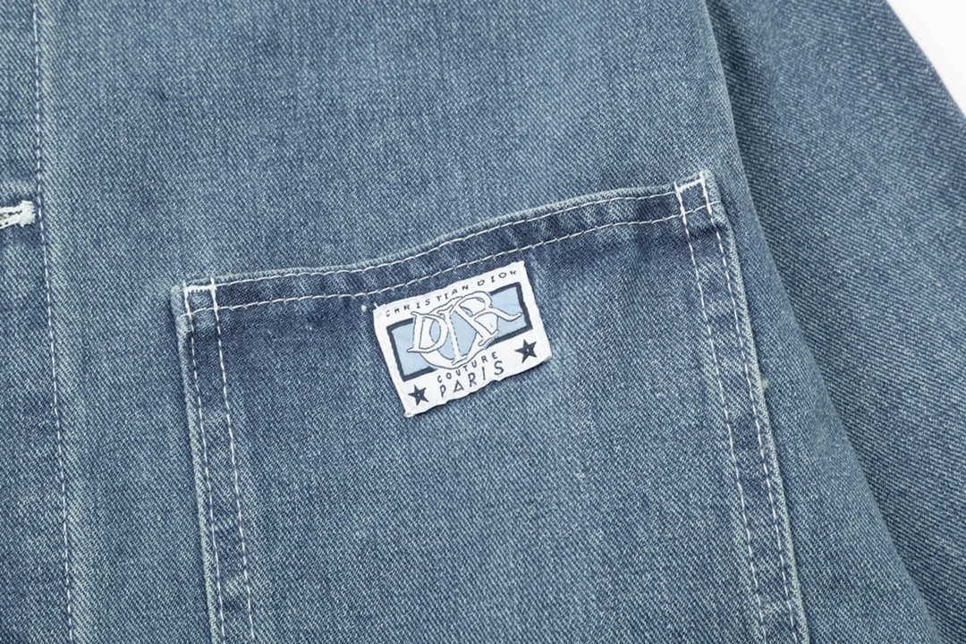 【DIOR  公式旗艦店】ディオール   ジャケット着 好評に付き再入荷！ 240923