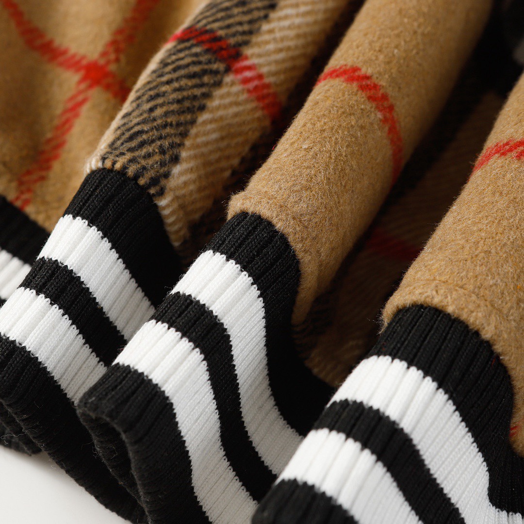 【BURBERRY 公式旗艦店】バーバリー パーカースウェットご好評に付き再入荷！240923