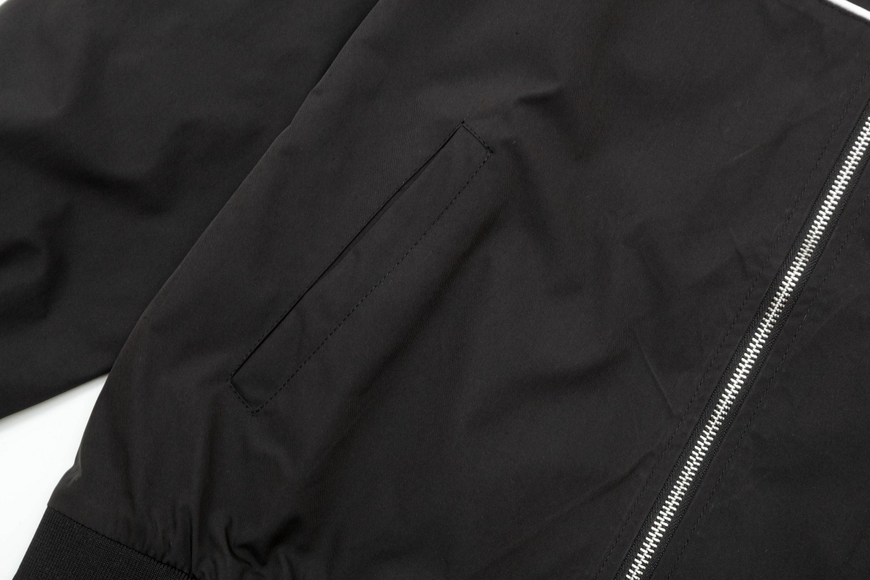 【PRADA】プラダ  ジャケット着ご好評に付き再入荷！240923
