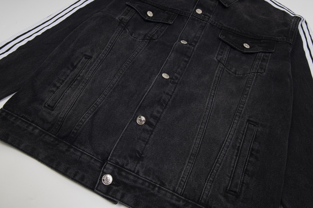 【BALENCIAGA】バレンシアガ  ジャケット着ご好評に付き再入荷！240924