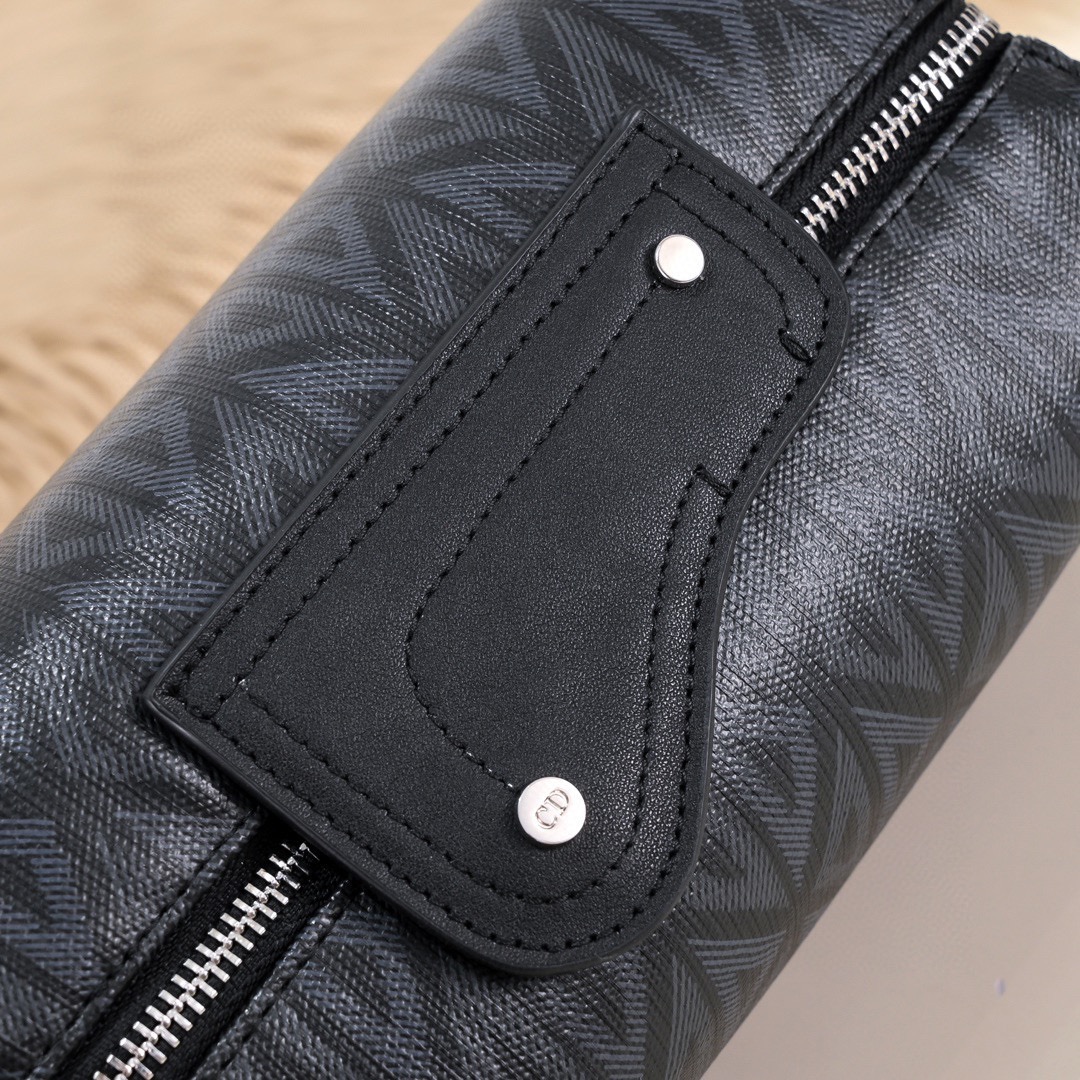 【DIOR公式旗艦店】ディオール  ハンドバッグ   当日出荷 好評に付き再入荷！21.5*12.5*10.5CM   241007