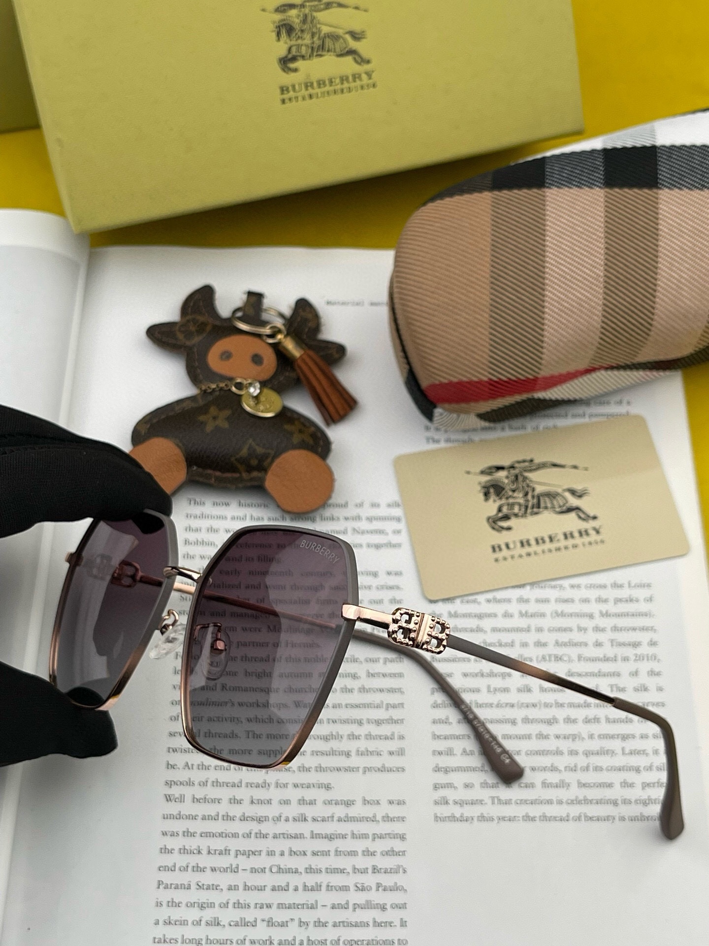 BURBERRY(バーバリー) サングラス  241014