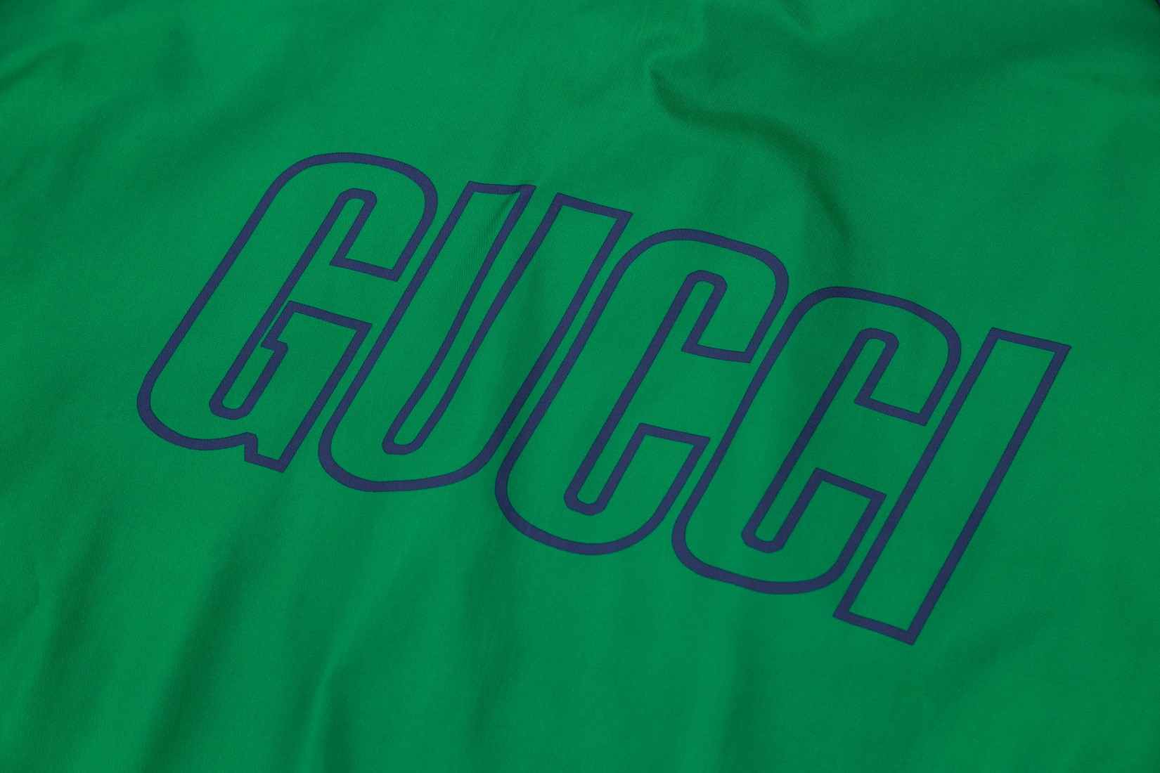 【GUCCI  公式旗艦店】グッチ  ジャケット着 ご好評に付き再入荷！241021