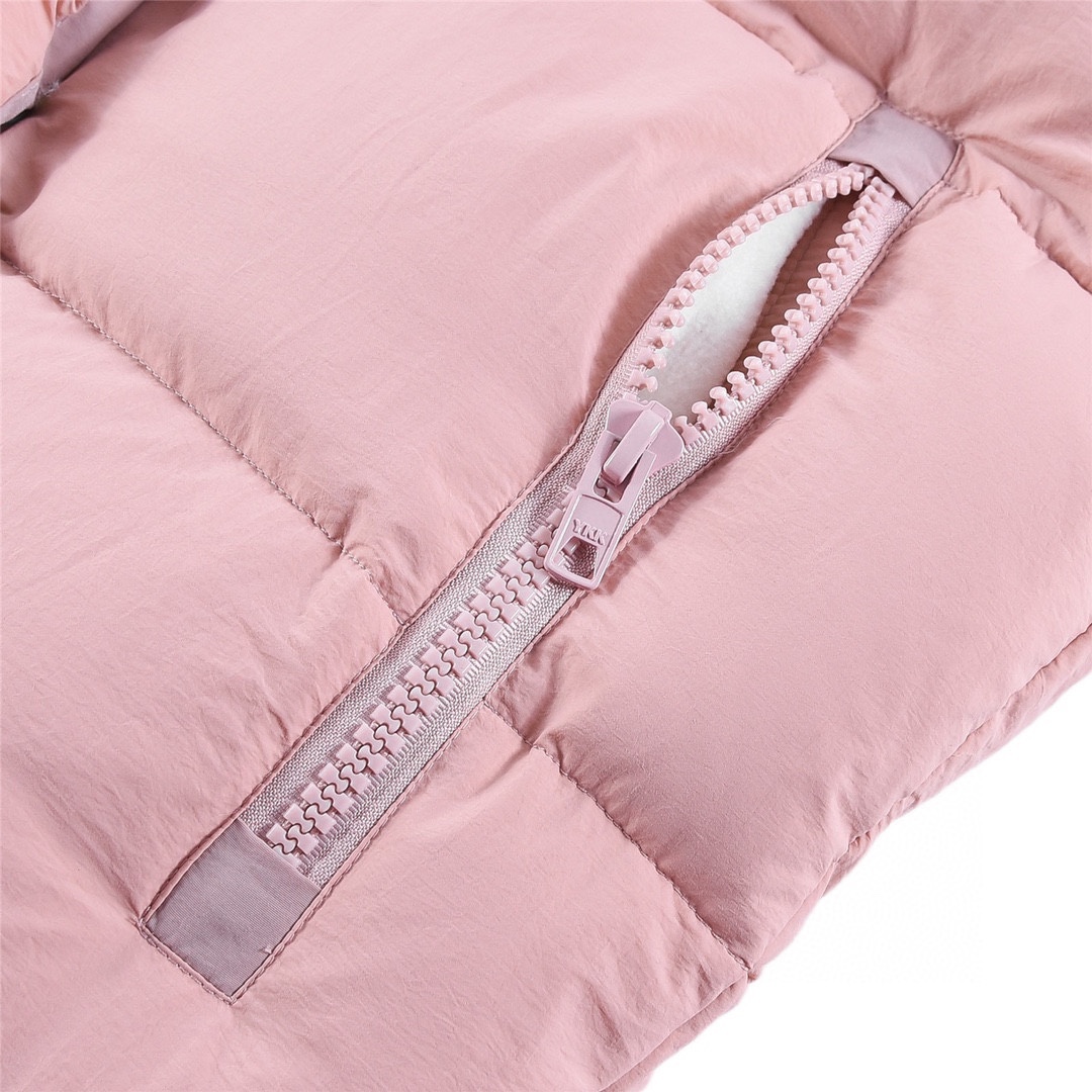 【Canada Goose  公式旗艦店】 カナダグース  ダウンジャケット ご好評に付き再入荷！241022