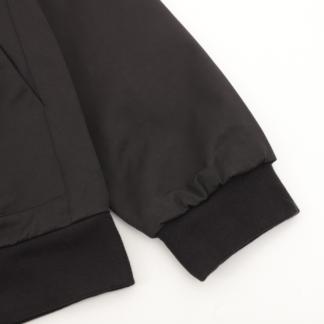 【PRADA  公式旗艦店】プラダ   ジャケット着 好評に付き再入荷！241028