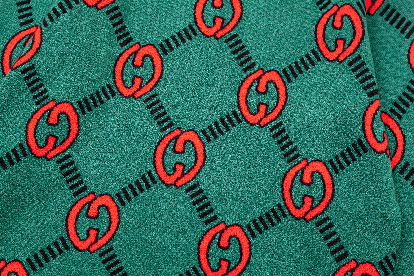 【GUCCI  公式旗艦店】グッチ  セーター好評に付き再入荷！ 241104