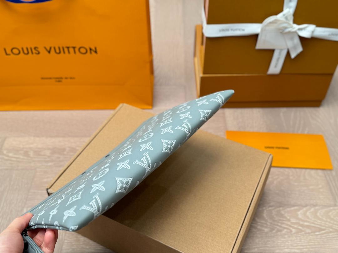 【LOUIS VUITTON  公式 旗艦店】 ルイヴィトン   クラッチバッグ 当日出荷 好評に付き再入荷！30*21CM  241101